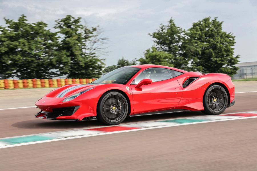  Ferrari 488 Pista 2018 года  (WW) (фото 16 из 42)